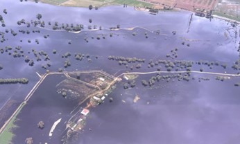 Damage and flooding as a result of the 2022-23 Victorian floods 