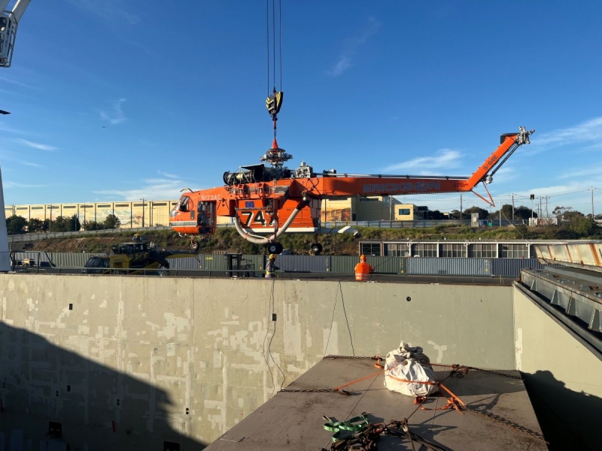 Aircrane 'Christine' lifted from ship with a crane