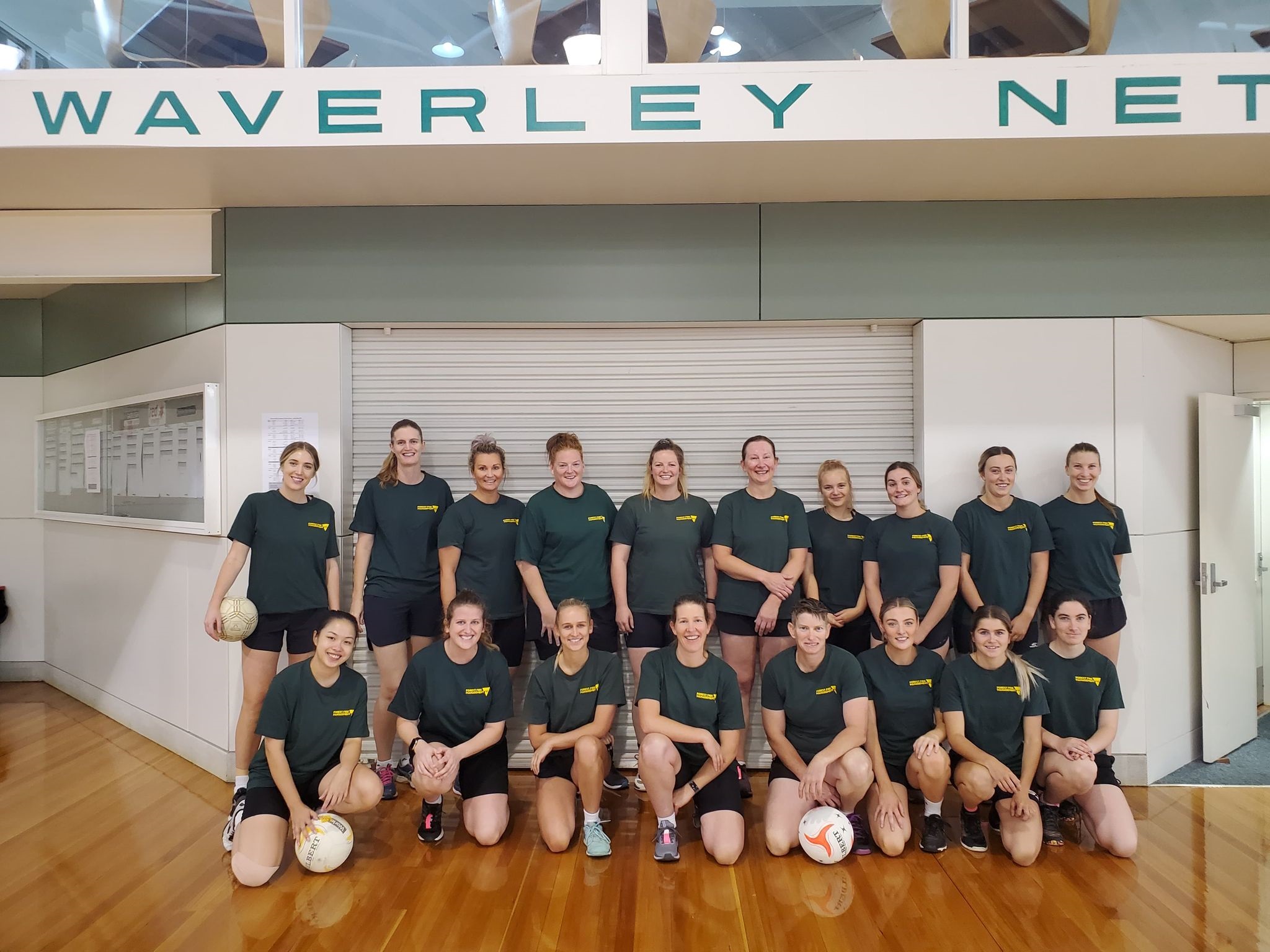 Swifts Creek and Gippsland/Head Office netball teams